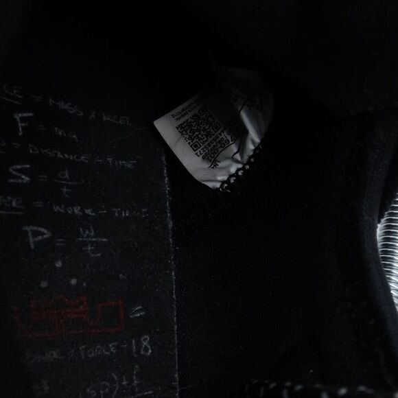 Nike LeBron‎ 18 Low Black University Red Basketball Sneakers  Size 5.5Y (Women’s - Picture 7 of 10